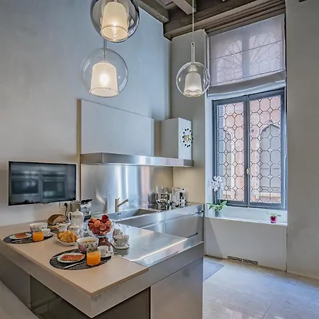 شقة Palazzo Soranzo Piano Nobile Canal View البندقية
